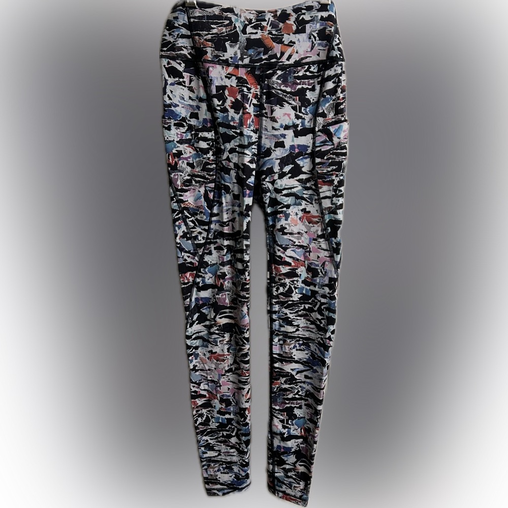 Lululemon Wunder Under High Rise Tight 25" Size 4 - culture clash color